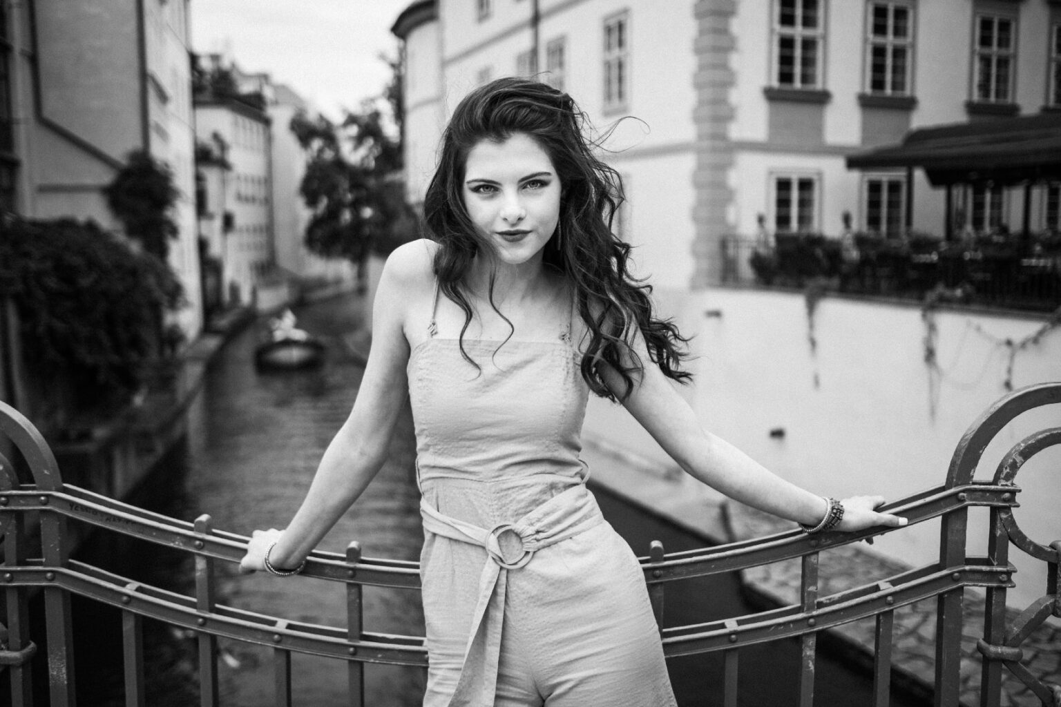 Fashion fotograf Praha - moderní a stylové fotografie módy