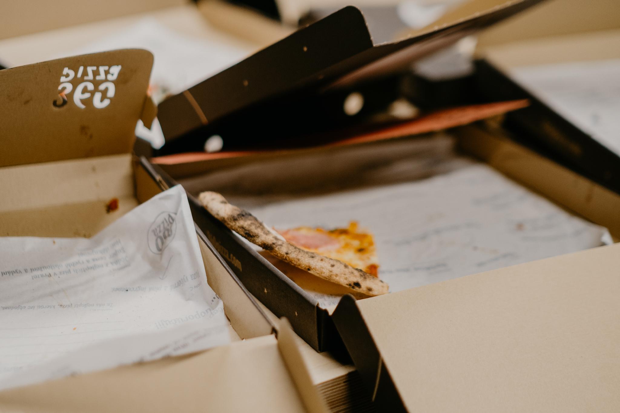 Fotograf eventů Praha fotí účastníky při networkingovém obědě
